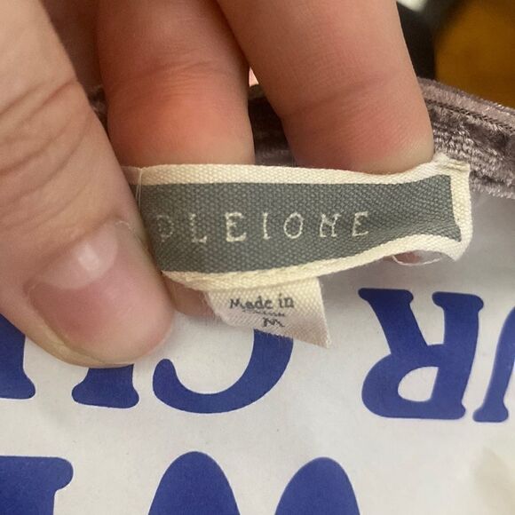 Pleione Medium Blouse Purple With Black Back Tie - Picture 2 of 4